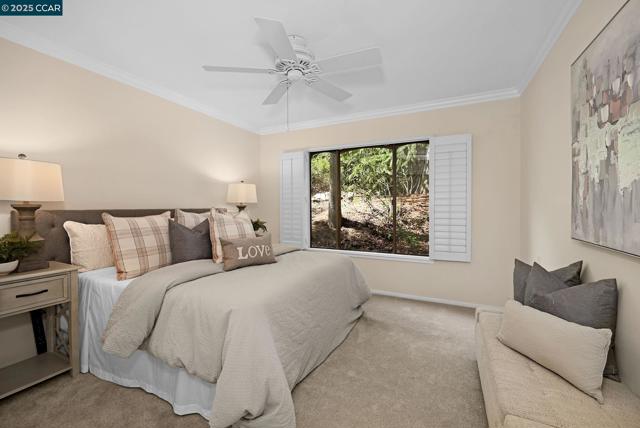 1549 Oakmont Dr, Walnut Creek CA: https://media.crmls.org/mediaz/5394ff35-bb38-445f-a48e-db930bc87d98.jpg