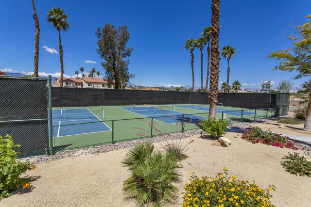 78347 Scarlet Court, La Quinta CA: https://media.crmls.org/mediaz/53965fef-e000-4777-8819-8b8b66d22244.jpg