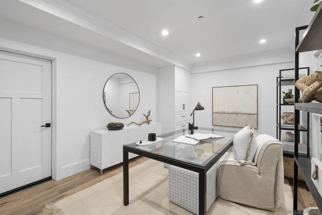 464 466 Westbourne, San Diego CA: https://media.crmls.org/mediaz/53971060-024f-4854-bd1f-f7d5e35a2451.jpg
