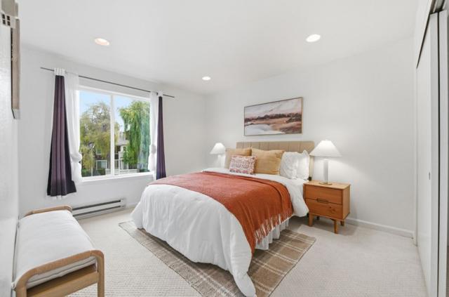 72 Bayside Court, Richmond CA: https://media.crmls.org/mediaz/5397ca55-9611-42fa-a136-18696dce98ff.jpg