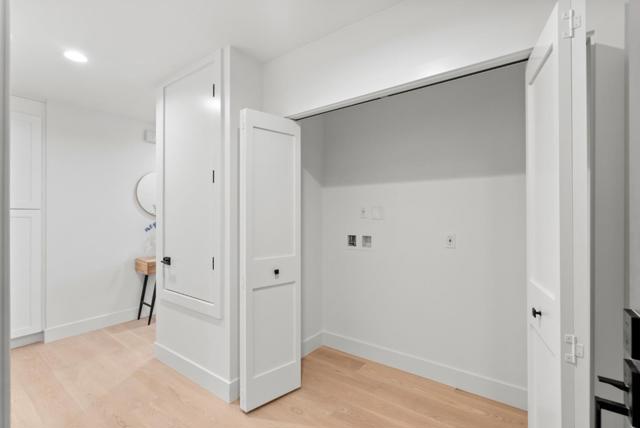 560 El Camino Real, San Carlos CA: https://media.crmls.org/mediaz/5397eac7-a06d-4954-92f5-03f415f7116a.jpg
