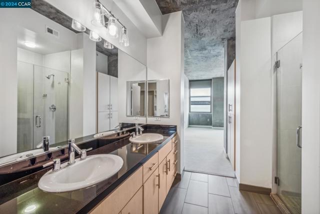 Image 11 of 33 For 311 2nd St  710