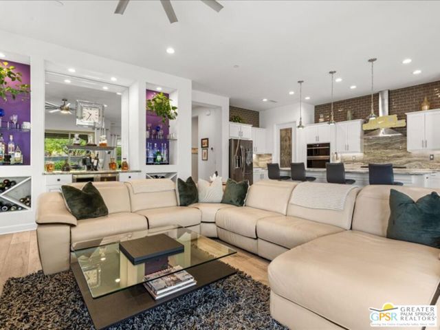 55 Cabernet, Rancho Mirage CA: https://media.crmls.org/mediaz/53986fe7-0d8a-4128-a7e8-d0f6116460c4.jpg