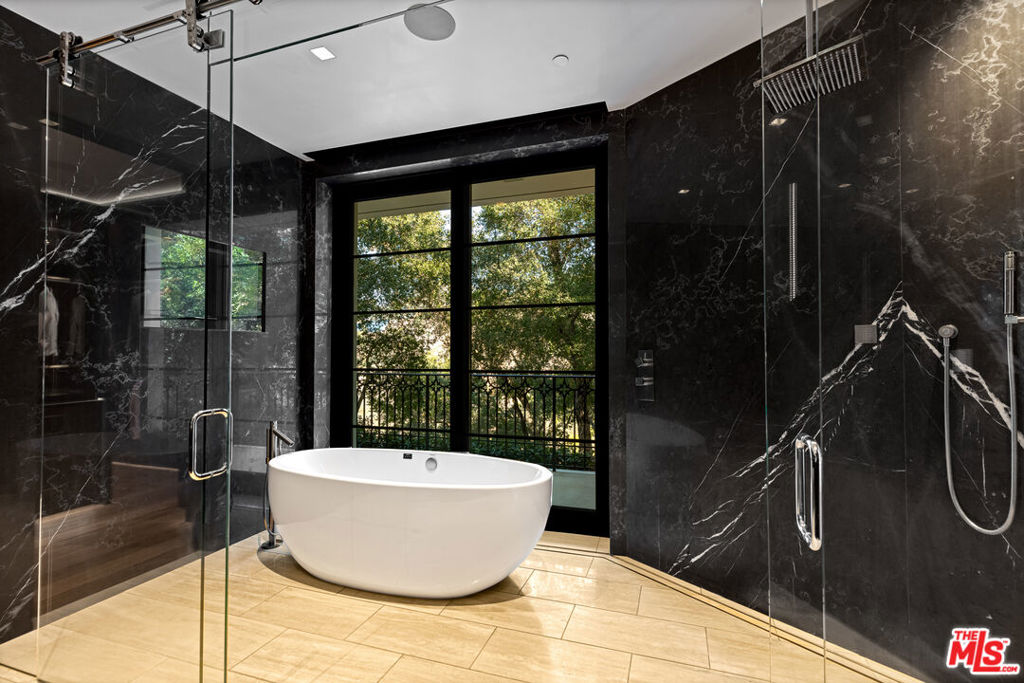 3160 Coldwater Canyon AvenueStudio City img 33