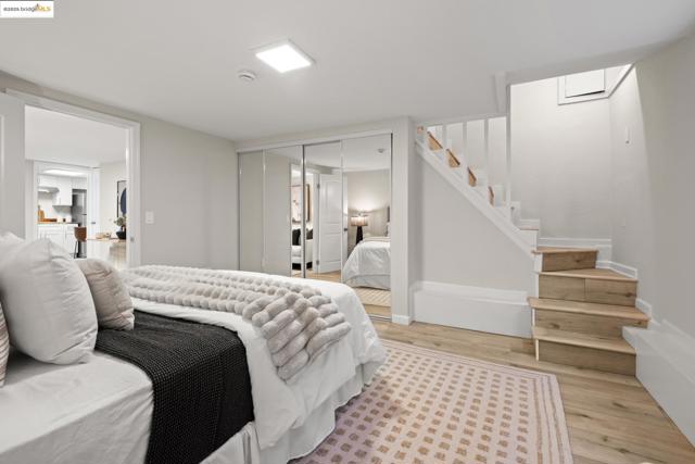 2050 E 30Th St, Oakland CA: https://media.crmls.org/mediaz/5398fdf5-7f09-4690-8b5a-6c2e5d5b3dbc.jpg