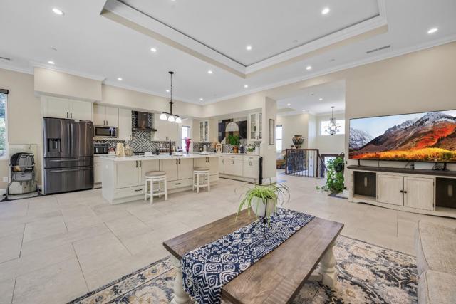 Image 7 of 42 For 8735 Wild Iris Drive