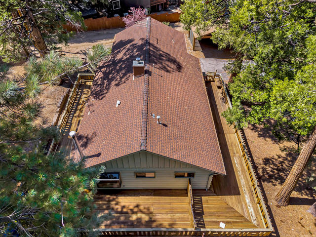 52551 Pine Ridge Road, Idyllwild CA: https://media.crmls.org/mediaz/53992e09-c18a-44eb-9944-7fb55d625af8.jpg