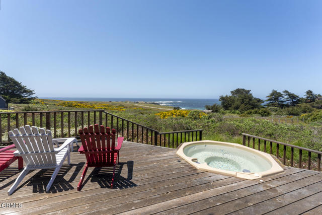 Detail Gallery Image 8 of 36 For 10950 Ford St, Mendocino,  CA 95460 - 3 Beds | 2/1 Baths
