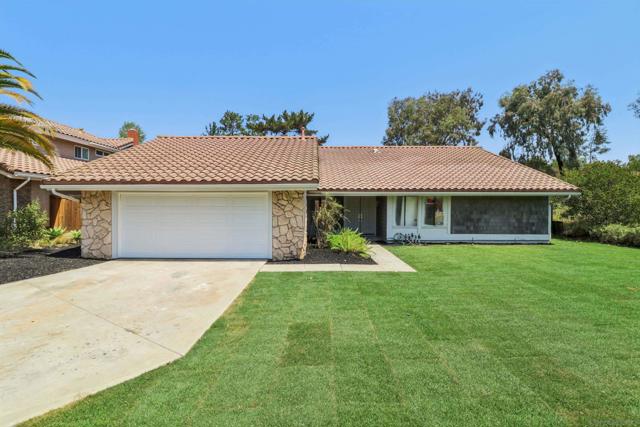 13010 Pomard Way, Poway CA: https://media.crmls.org/mediaz/53996a1e-097b-49fd-9af5-e4aa1878643c.jpg