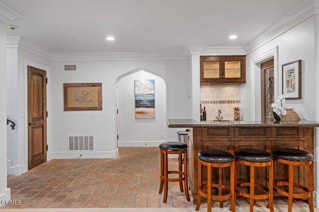 Detail Gallery Image 23 of 52 For 951 Descanso Dr, La Canada Flintridge,  CA 91011 - 5 Beds | 4/1 Baths