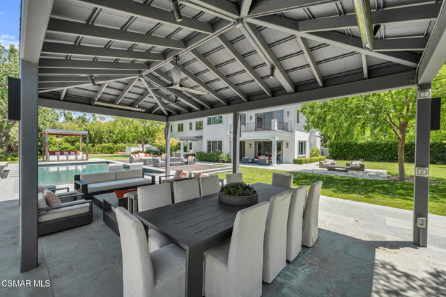 2259 Melford Court, Westlake Village CA: https://media.crmls.org/mediaz/539b5034-a1c2-4e43-910f-e0da329f0db4.jpg