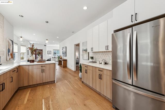 Image 14 of 59 For 934 Apgar St