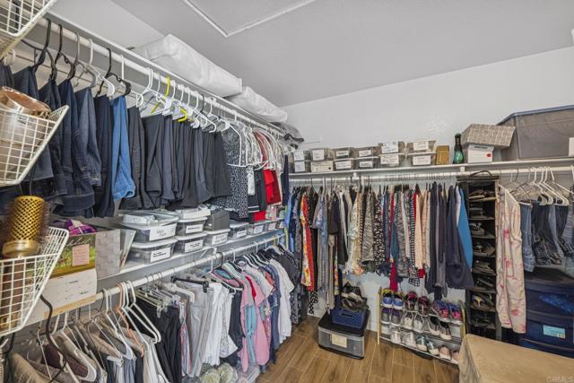 395 Pismo Bay Court, Oceanside CA: https://media.crmls.org/mediaz/539c0279-c870-4972-a77b-cca597cf1ae9.jpg
