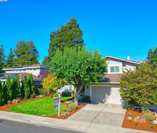 7653 Turquoise St, Dublin CA: https://media.crmls.org/mediaz/539c4dc6-a4c1-42f8-904a-81754965d6fd.jpg
