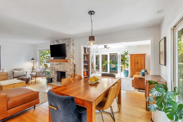 1528 Fernside Street, Redwood City CA: https://media.crmls.org/mediaz/539d7d7e-4fa7-47b8-b23b-561303e8c01a.jpg