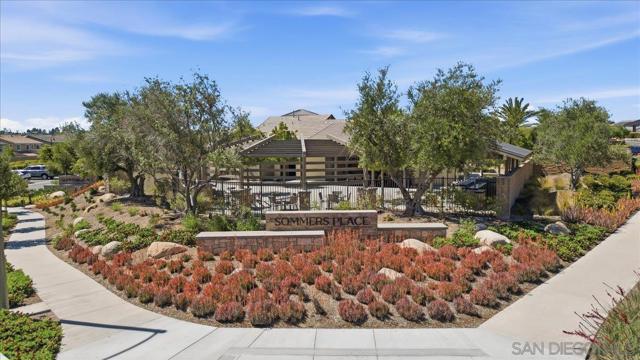 39319 Corvina, Temecula CA: https://media.crmls.org/mediaz/539d8848-f395-40ca-b028-736fb95d46f4.jpg