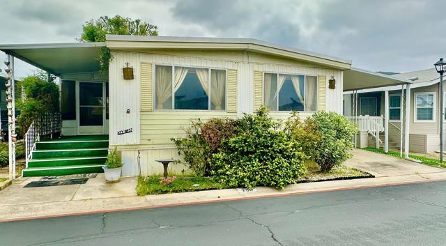 Detail Gallery Image 1 of 1 For 8301 Mission Gorge Rd #208,  Santee,  CA 92071 - 2 Beds | 2 Baths