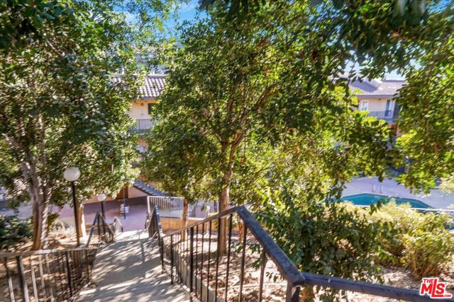 5036 Echo Street, Los Angeles CA: https://media.crmls.org/mediaz/539f7367-4094-44ee-b504-57d122c5bd27.jpg