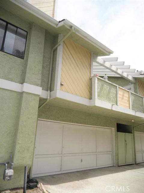 627 Guadalupe Avenue, Redondo Beach, California 90277, 2 Bedrooms Bedrooms, ,2 BathroomsBathrooms,Residential,Sold,Guadalupe,525748