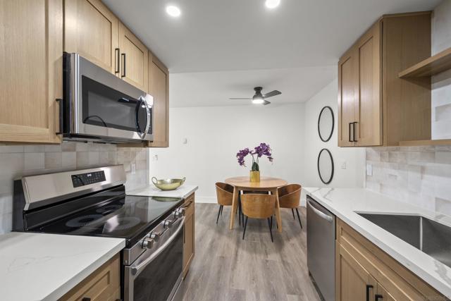 7836 Hummingbird Ln, San Diego CA: https://media.crmls.org/mediaz/53a0761d-a697-4d72-b205-d083bcd03d09.jpg