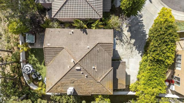 11225 Corte Isabelino, San Diego CA: https://media.crmls.org/mediaz/53a08d5f-9ced-4478-a23e-e0f87f579cd3.jpg