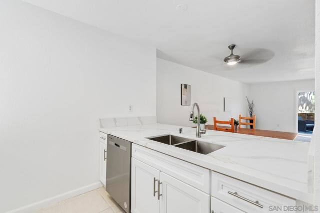 4185 Mount Alifan Pl, San Diego CA: https://media.crmls.org/mediaz/53a1387d-067e-4e52-bfa3-e23410ee284a.jpg