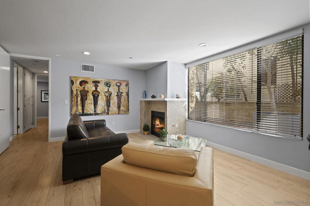 4082 Albatross St - photo 11