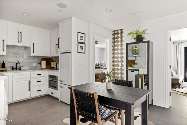 Detail Gallery Image 9 of 41 For 1173 Norwich Ln, Ventura,  CA 93001 - 4 Beds | 4/1 Baths