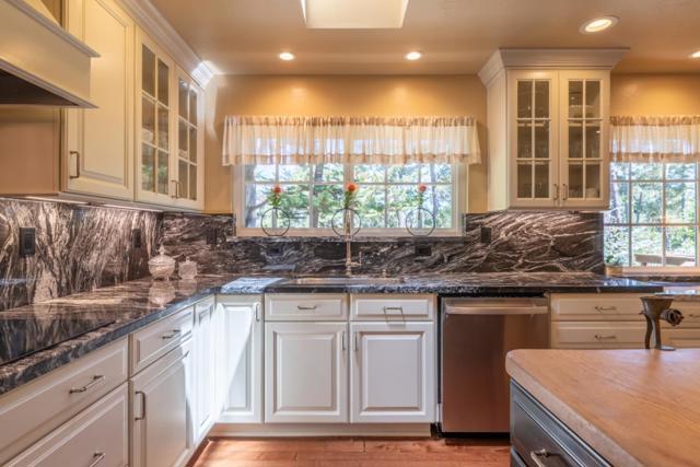 5 Wyndemere Vale, Monterey CA: https://media.crmls.org/mediaz/53a25e42-c217-4892-8b47-b2e39af44a52.jpg