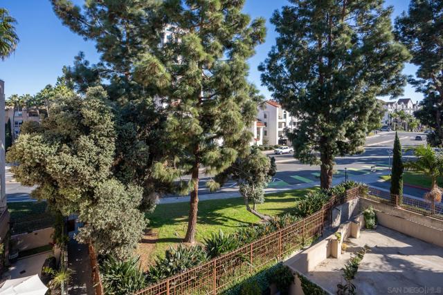 3550 Lebon Dr, San Diego CA: https://media.crmls.org/mediaz/53a2d445-30e8-4932-8c5c-456da8d78d6a.jpg