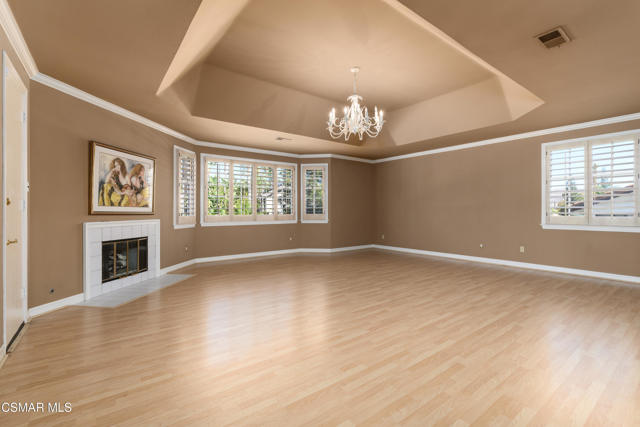 29515 Weeping Willow Drive, Agoura Hills CA: https://media.crmls.org/mediaz/53a2ee97-42a0-4509-8120-256b6cc5e41f.jpg