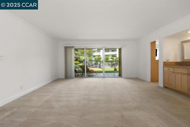 1617 Ptarmigan Dr, Walnut Creek CA: https://media.crmls.org/mediaz/53a31df1-0acb-488a-b98a-8b7e33c2435b.jpg