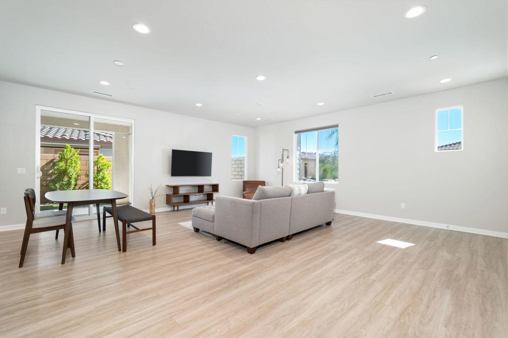 MLS #219138105DA image #6