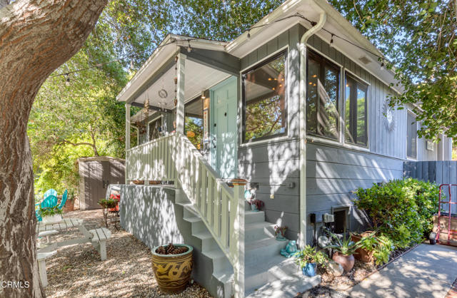 354 Glenullen Drive, Pasadena CA: https://media.crmls.org/mediaz/53a4a1ef-69b2-44fe-8123-3fb17e66fc2d.jpg