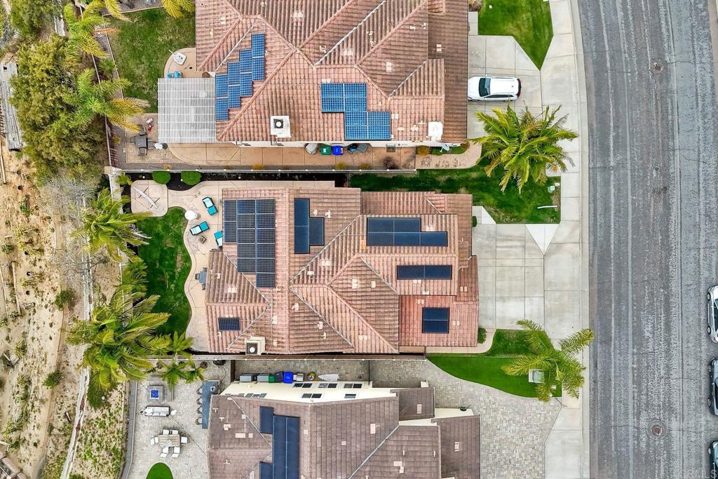https://media.crmls.org/mediaz/53a4eb8f-99a2-41e7-b773-41dd250be126.jpg?preset=X-Large