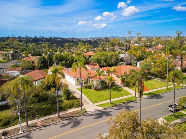 Image 3 of 32 For 5252 Marlborough Dr