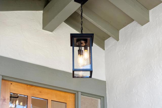 1501 De Anza Boulevard, San Mateo CA: https://media.crmls.org/mediaz/53a60d81-e638-4914-834f-37be3f62c146.jpg