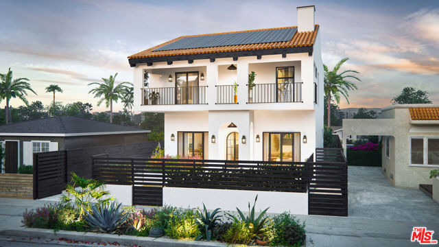 3116 Stanford Avenue, Marina del Rey CA: https://media.crmls.org/mediaz/53a74818-5752-46d5-8b04-fe0c1136a4ef.jpg