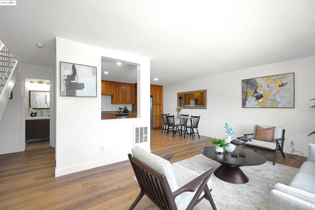 410 Auburn Way, San Jose CA: https://media.crmls.org/mediaz/53a7c5b6-ad58-4e88-a1f8-609f123bd4e4.jpg