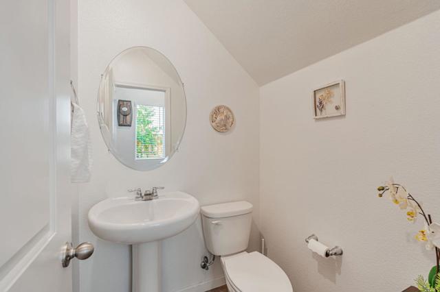 1420 Primitivo Lane, Manteca CA: https://media.crmls.org/mediaz/53a80227-fd96-4ff8-afe3-8e6a827ff8d7.jpg