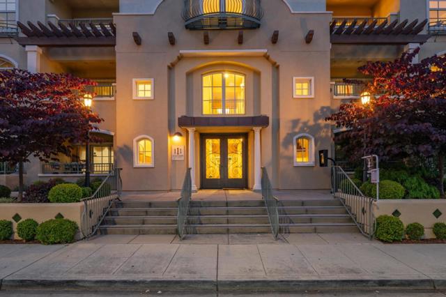 111 Saint Matthews Avenue, San Mateo CA: https://media.crmls.org/mediaz/53aa2c12-b572-4b51-91de-7108705bbdea.jpg