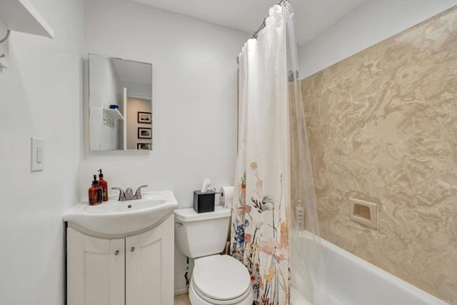 Detail Gallery Image 21 of 26 For 3026 Mission Village Dr, San Diego,  CA 92123 - 3 Beds | 2 Baths
