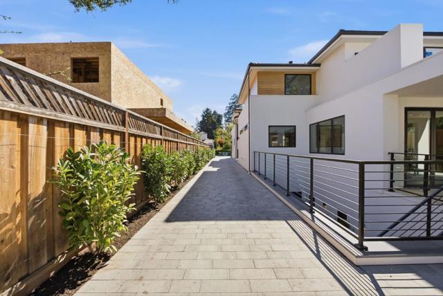 543 Tennyson Avenue, Palo Alto CA: https://media.crmls.org/mediaz/53aad2a6-64f7-48f1-96bd-ef868fa8e48a.jpg