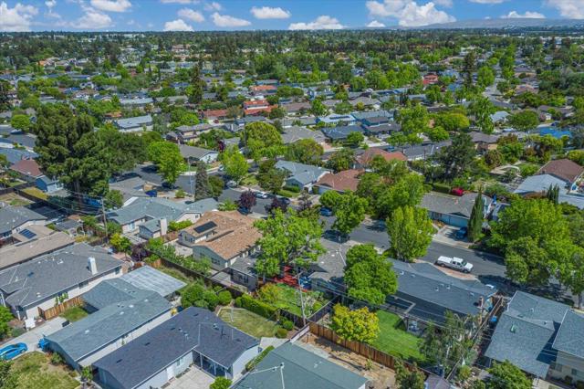10623 Glenview Avenue, Cupertino CA: https://media.crmls.org/mediaz/53ab4d73-0fce-4c46-b54f-e746e7967345.jpg