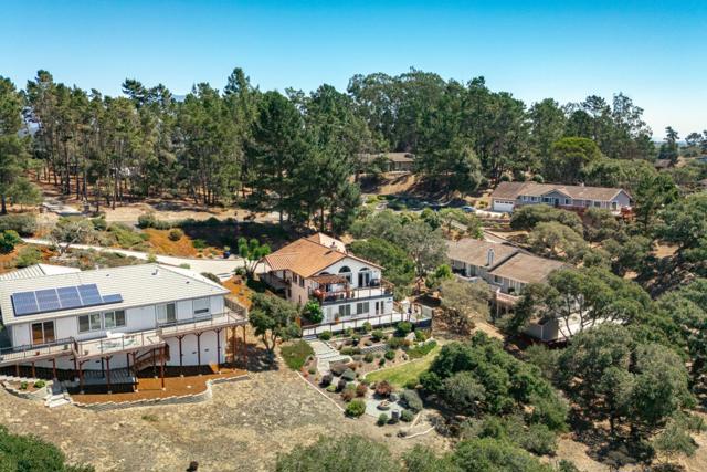 18530 Berta Ridge Place, Salinas CA: https://media.crmls.org/mediaz/53abbe3f-532c-4de4-b7d3-f1eeb59b86c0.jpg