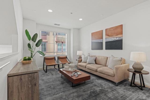 218 Peppermint Tree Terrace, Sunnyvale CA: https://media.crmls.org/mediaz/53ac1a8e-6d20-4c0a-b85c-9dc6f4cb9c87.jpg