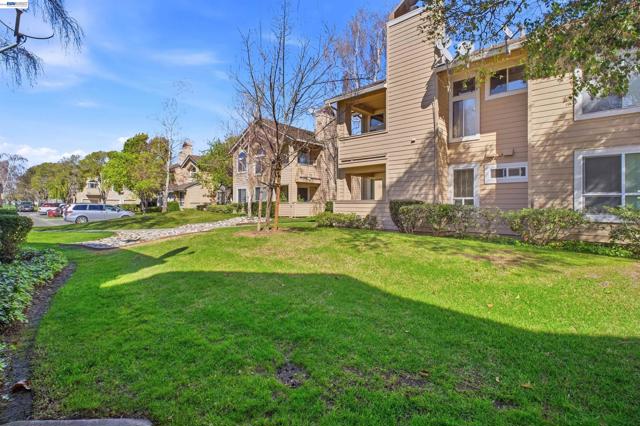 Image 23 of 28 For 5245 Tacoma Cmn