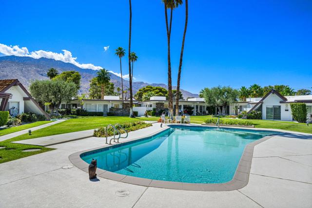 1943 E Tachevah Drive, Palm Springs CA: https://media.crmls.org/mediaz/53adc8cc-80cc-4e8e-9ec9-695075a61cfe.jpg