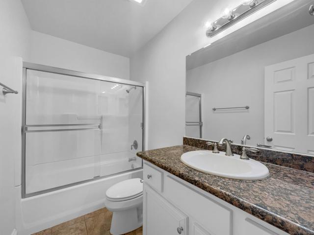267 S Mollison Ave, El Cajon CA: https://media.crmls.org/mediaz/53ae36b4-ffc8-4edf-b81e-e356cbfa3fe3.jpg