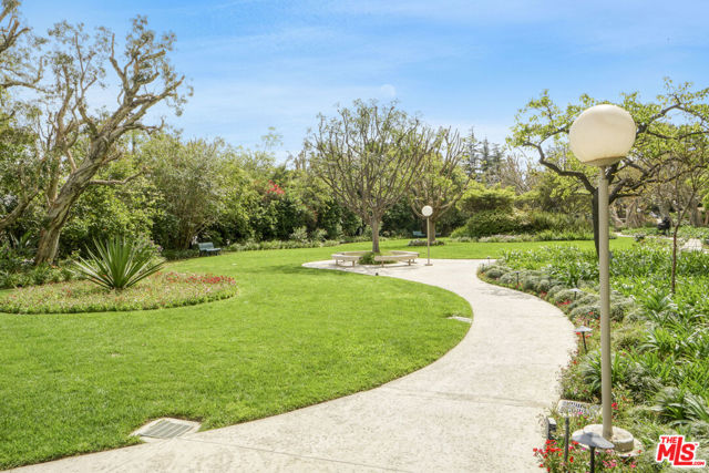 2170 Century Parkway, Los Angeles CA: https://media.crmls.org/mediaz/53af218f-b1a9-4442-86e6-5729e66b30c8.jpg